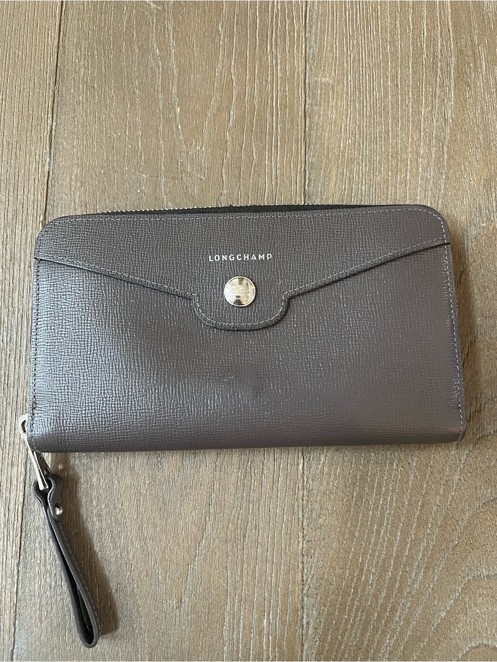 Longchamp Taupe Textured Zip-Around Wallet